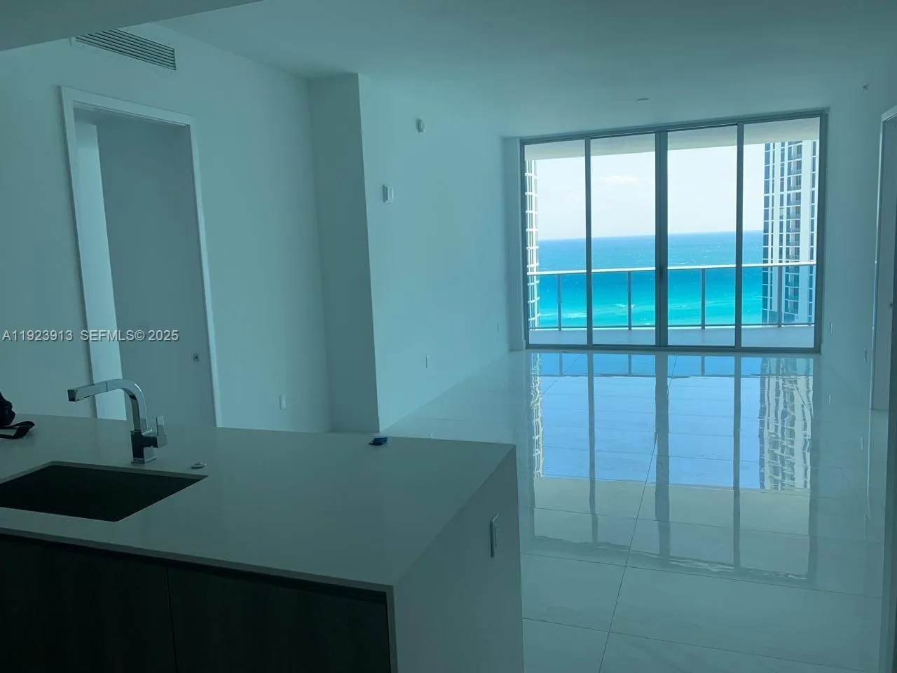 17550 Collins Ave # 1204, Sunny Isles Beach, FL 33160 photo 3