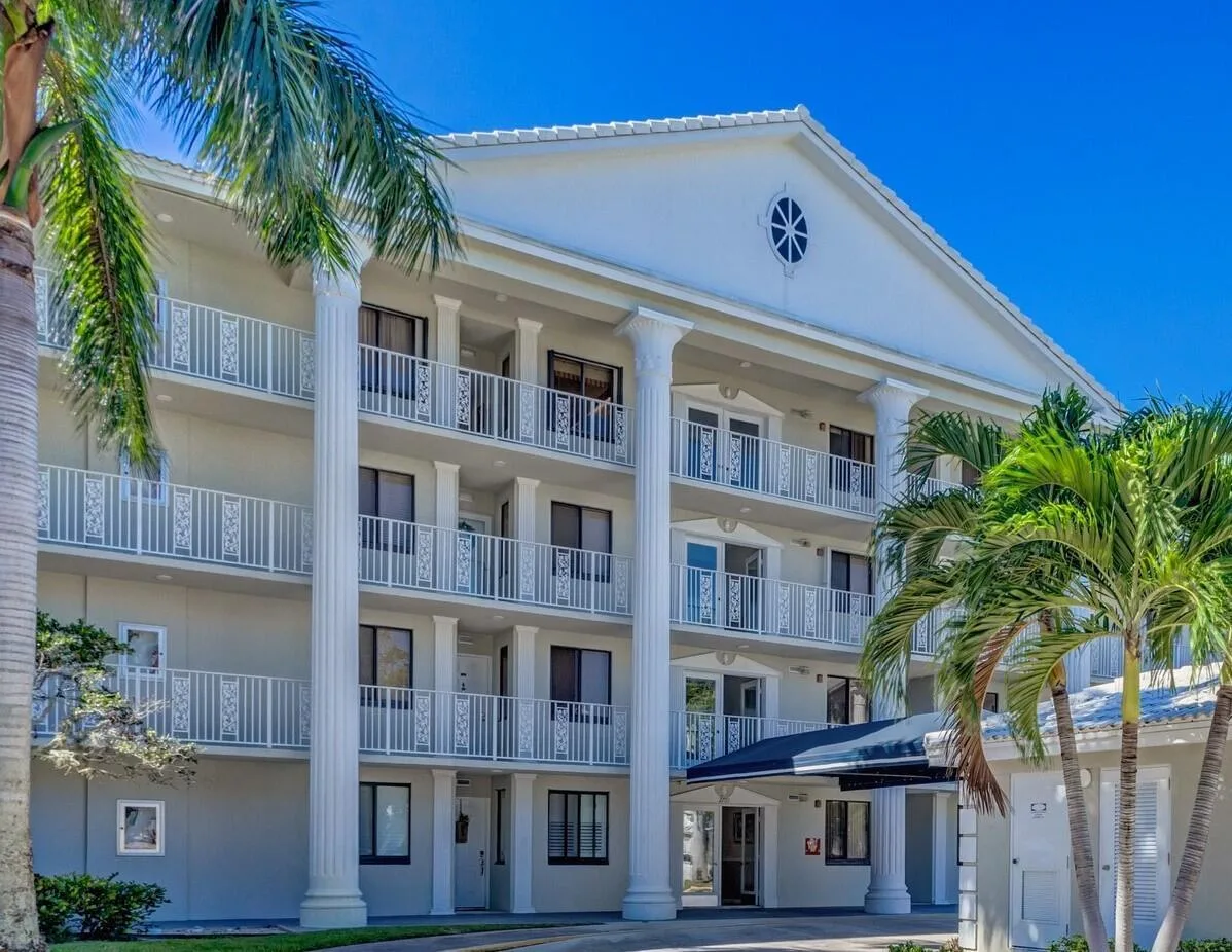 2701 Village Boulevard # 12-206, West Palm Beach, FL 33409
