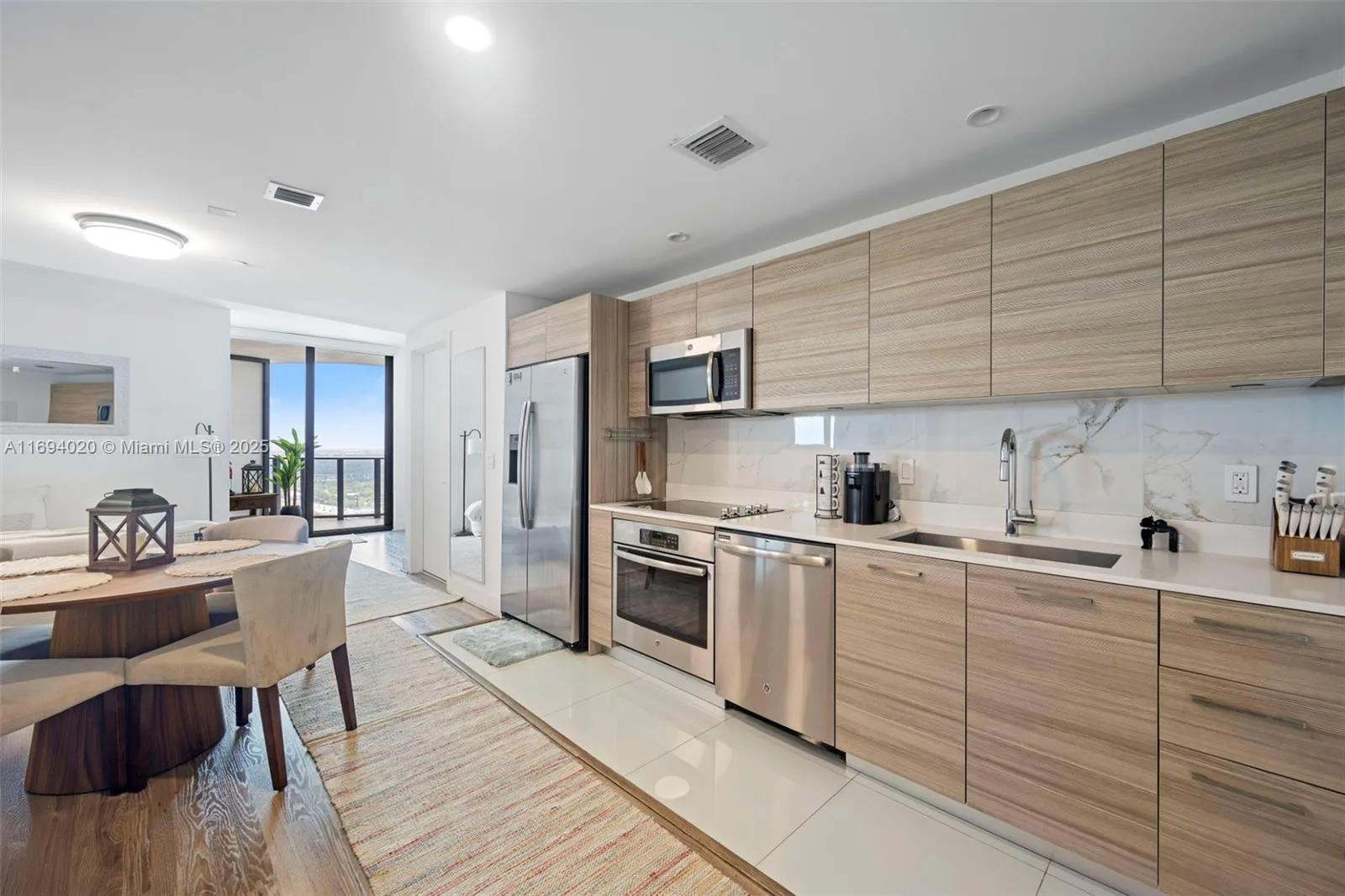 121 NE 34th St # 3014, Miami, FL 33137 photo 10