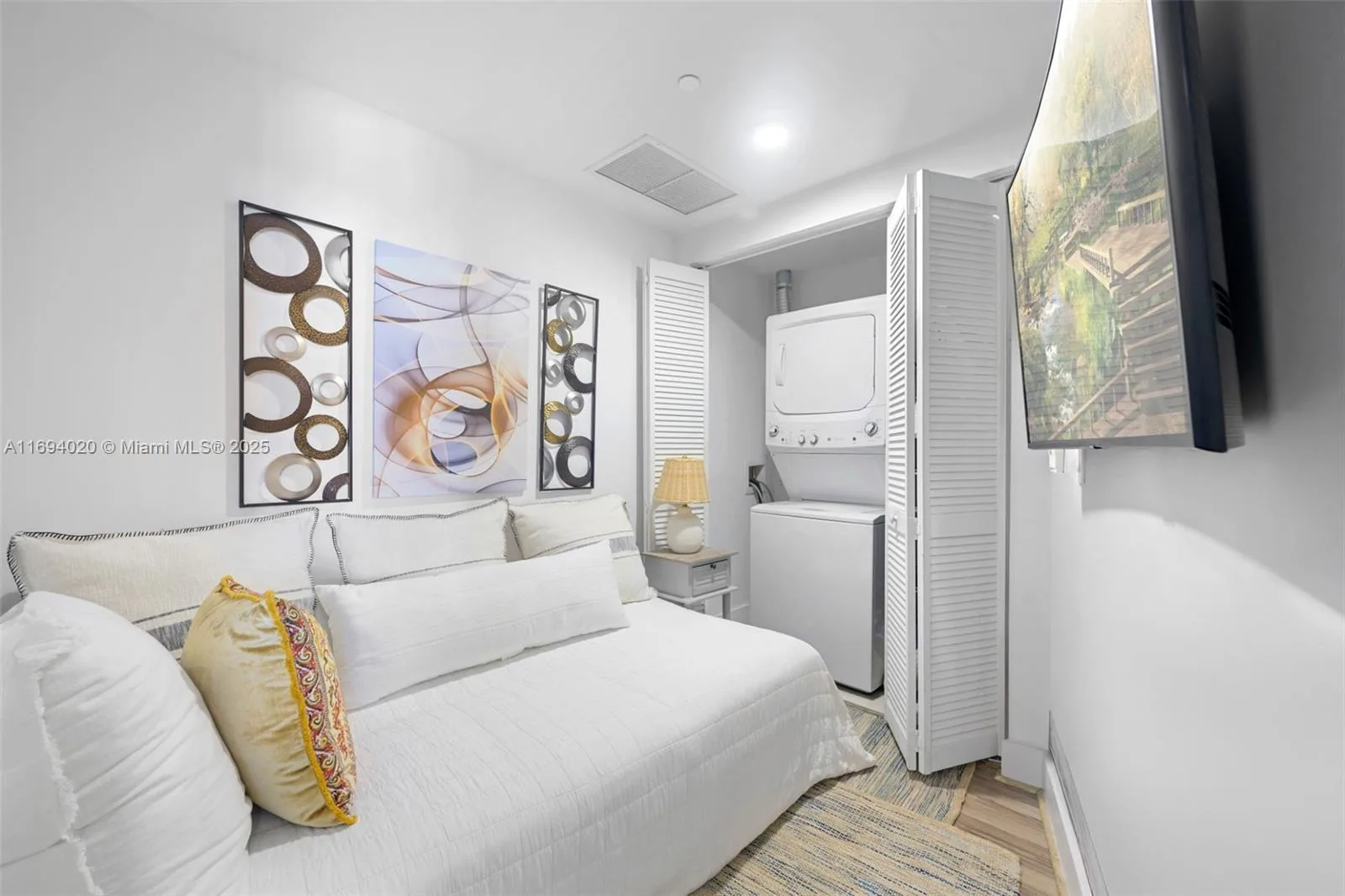 121 NE 34th St # 3014, Miami, FL 33137 photo 12