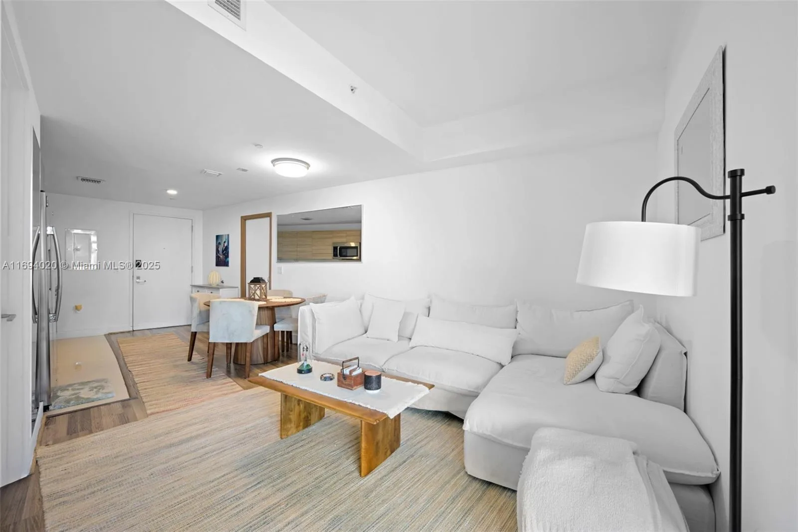 121 NE 34th St # 3014, Miami, FL 33137 photo 5