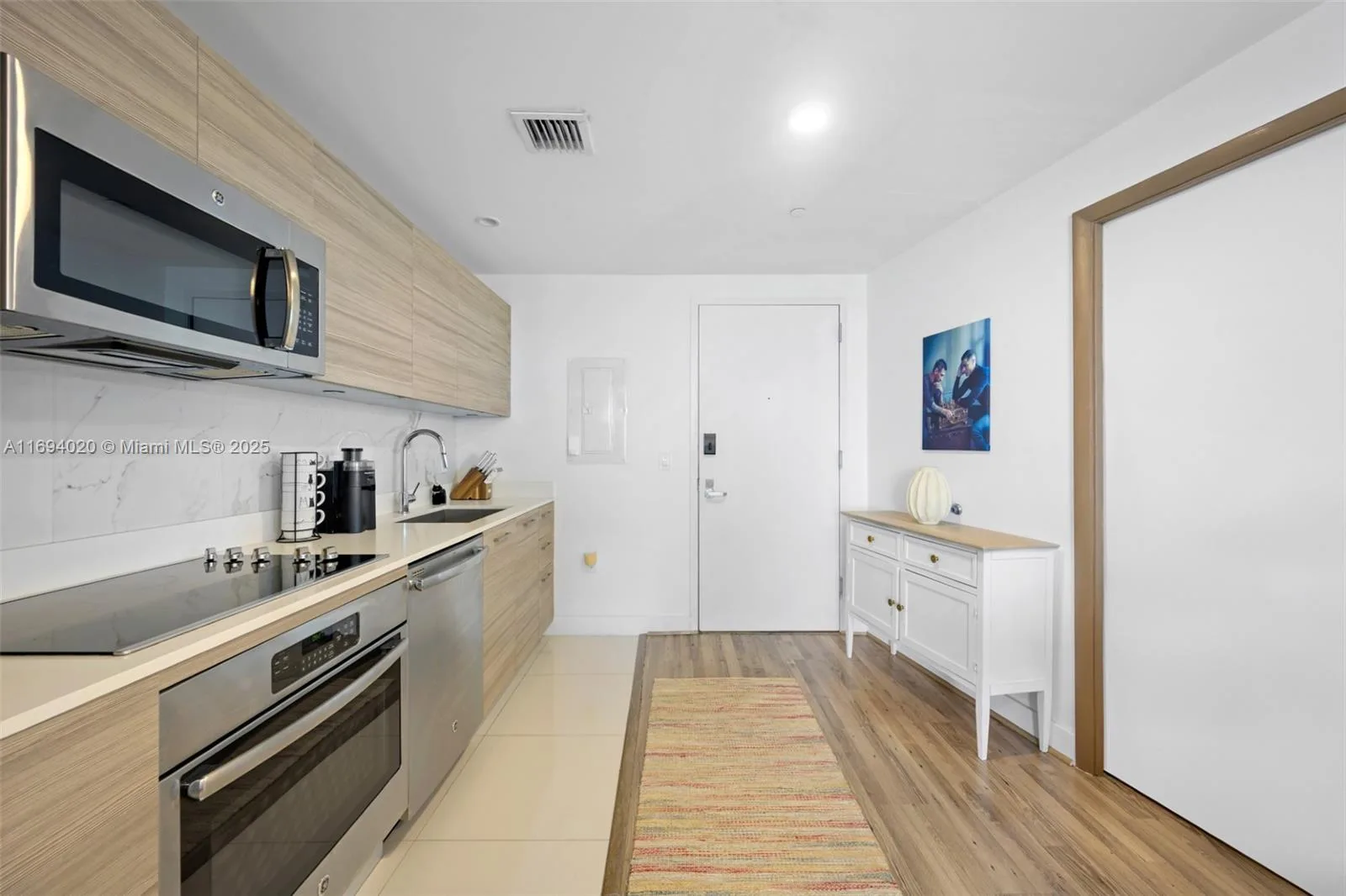 121 NE 34th St # 3014, Miami, FL 33137 photo 7