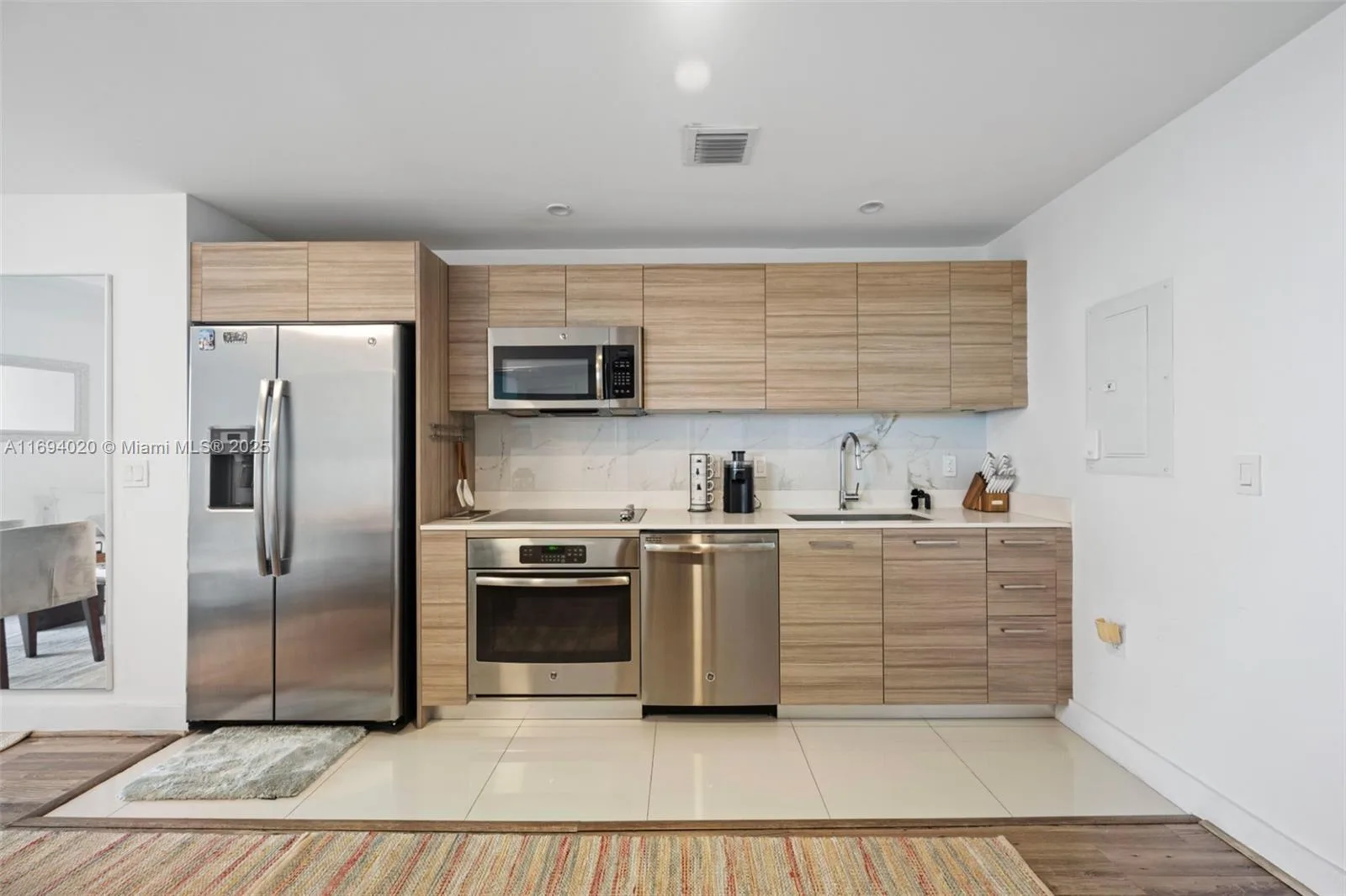 121 NE 34th St # 3014, Miami, FL 33137 photo 9