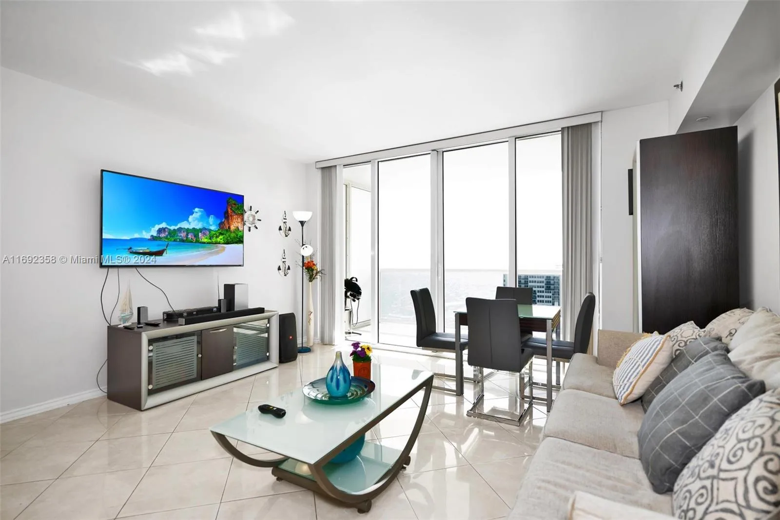 1830 S Ocean Dr # 2505, Hallandale Beach, FL 33009 — zdjęcie 2