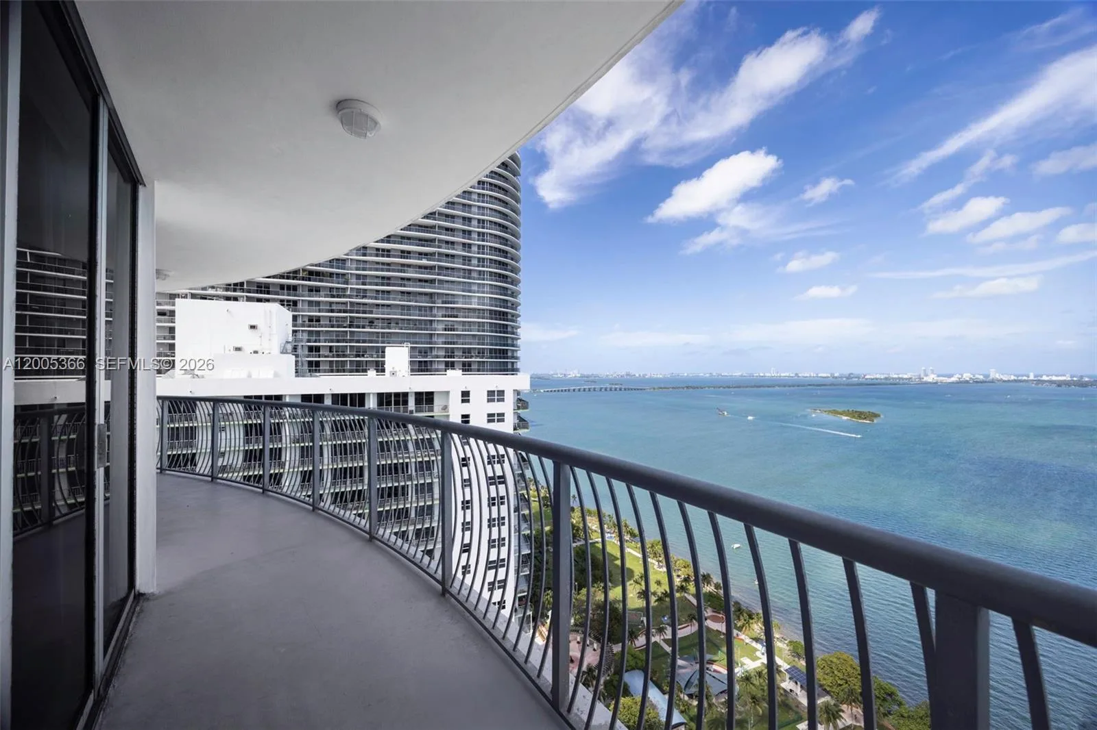 1750 N Bayshore Dr # 3801, Miami, FL 33132 photo 2