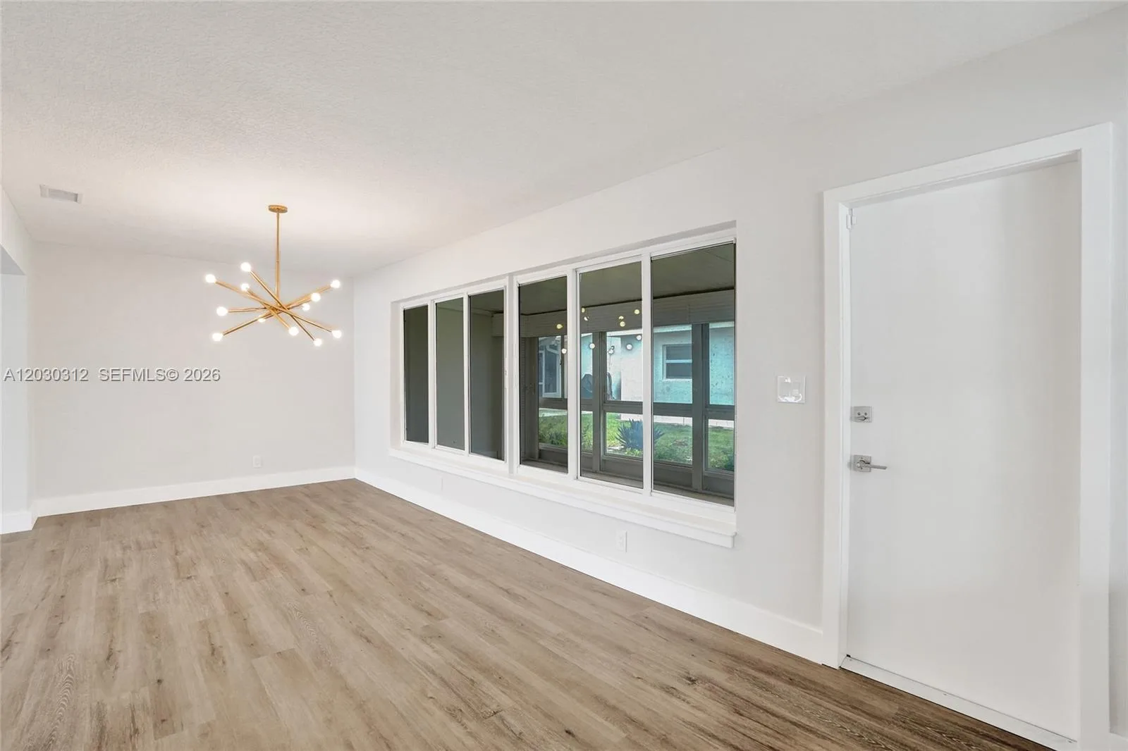 240 NW 25th Ct, Pompano Beach, FL 33064 photo 11