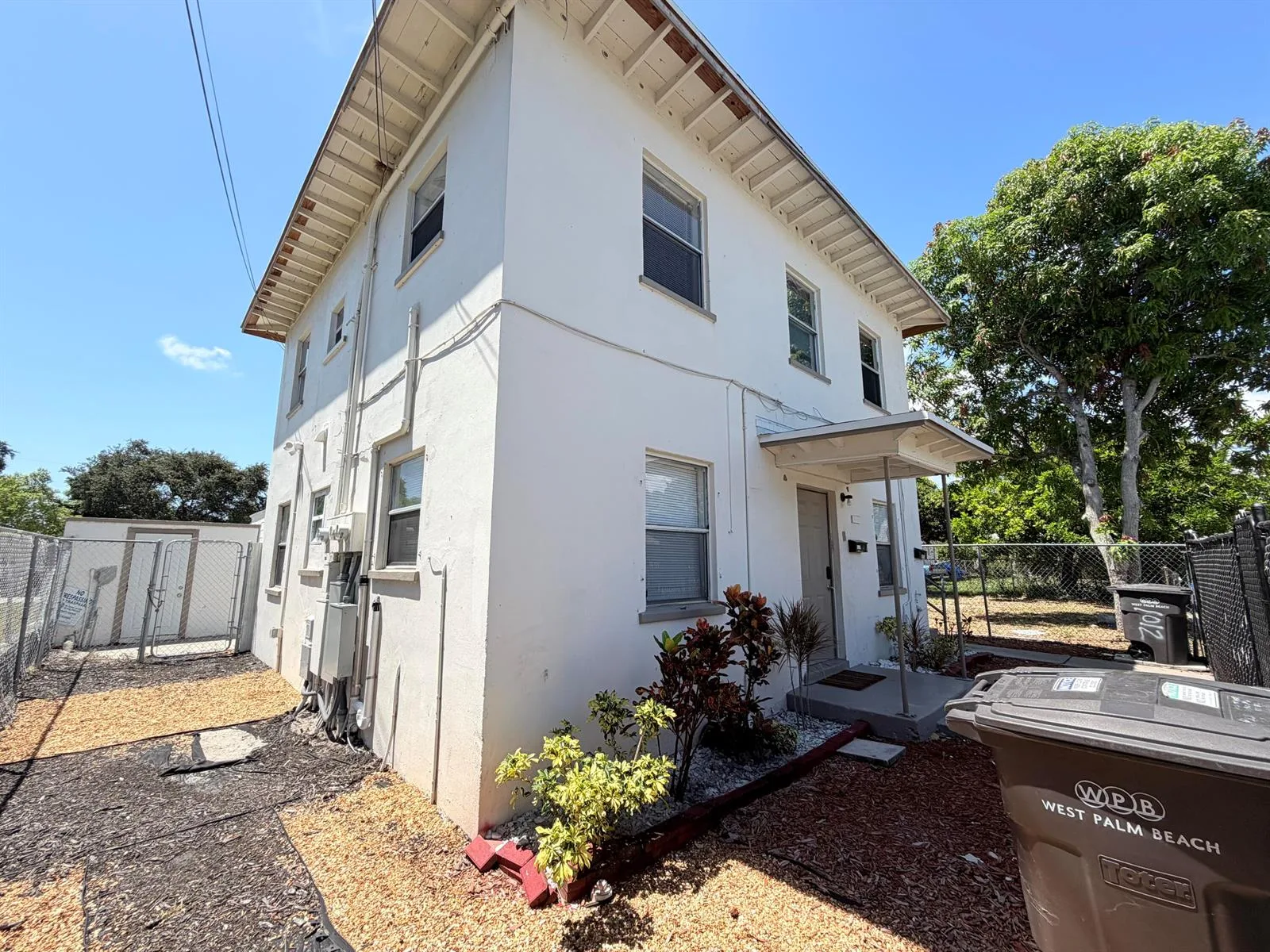 1010 Grant Street, West Palm Beach, FL 33407 photo 4