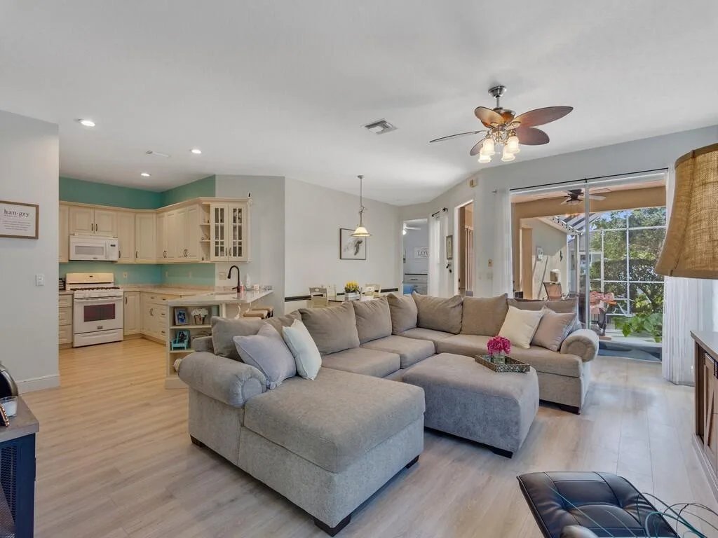 7543 15th Street, Vero Beach, FL 32966 photo 4