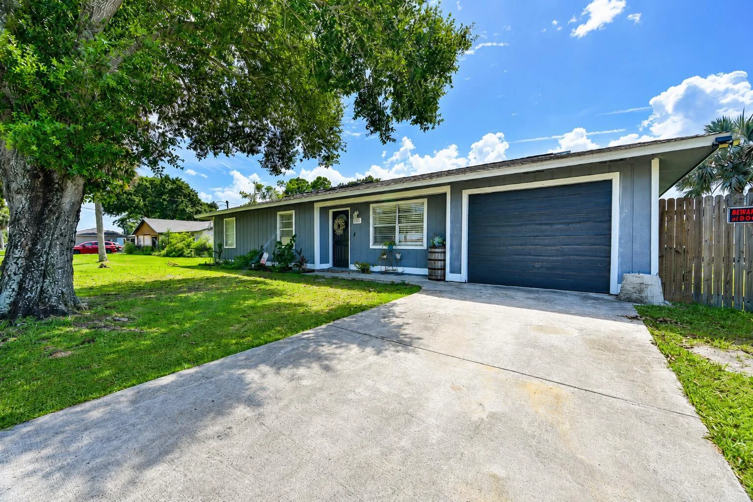 4703 Myrtle Drive, Fort Pierce, FL 34982 photo 3