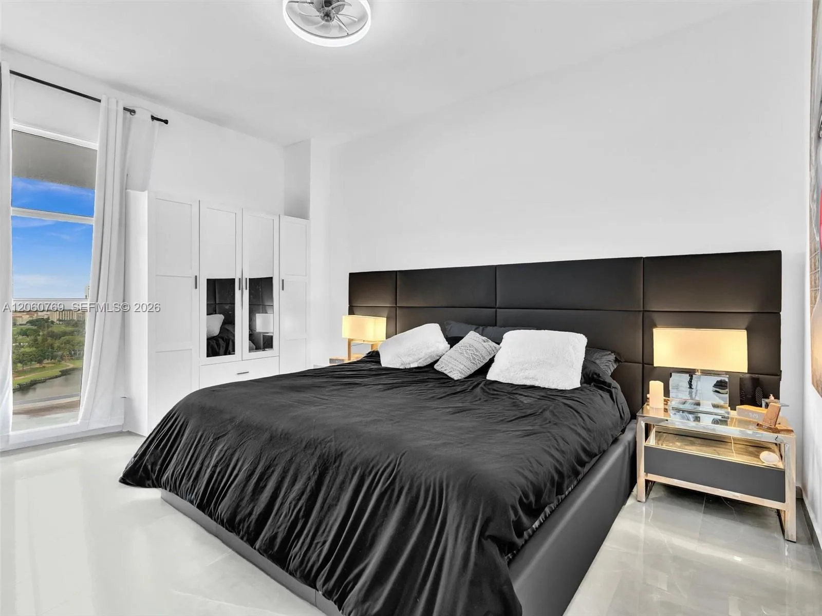 3731 N Country Club Dr # PH-24, Aventura, FL 33180 photo 13