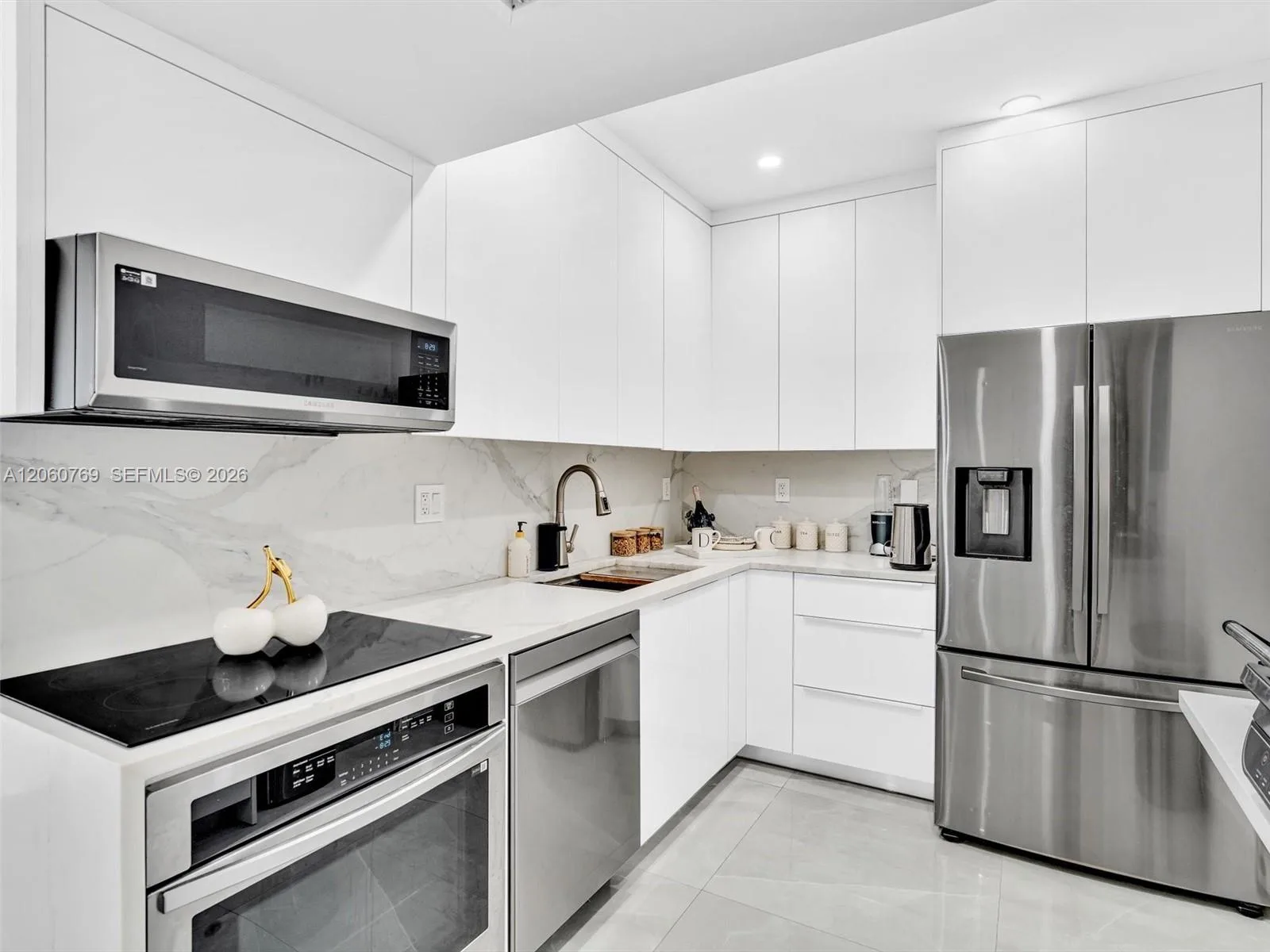 3731 N Country Club Dr # PH-24, Aventura, FL 33180 — zdjęcie 3
