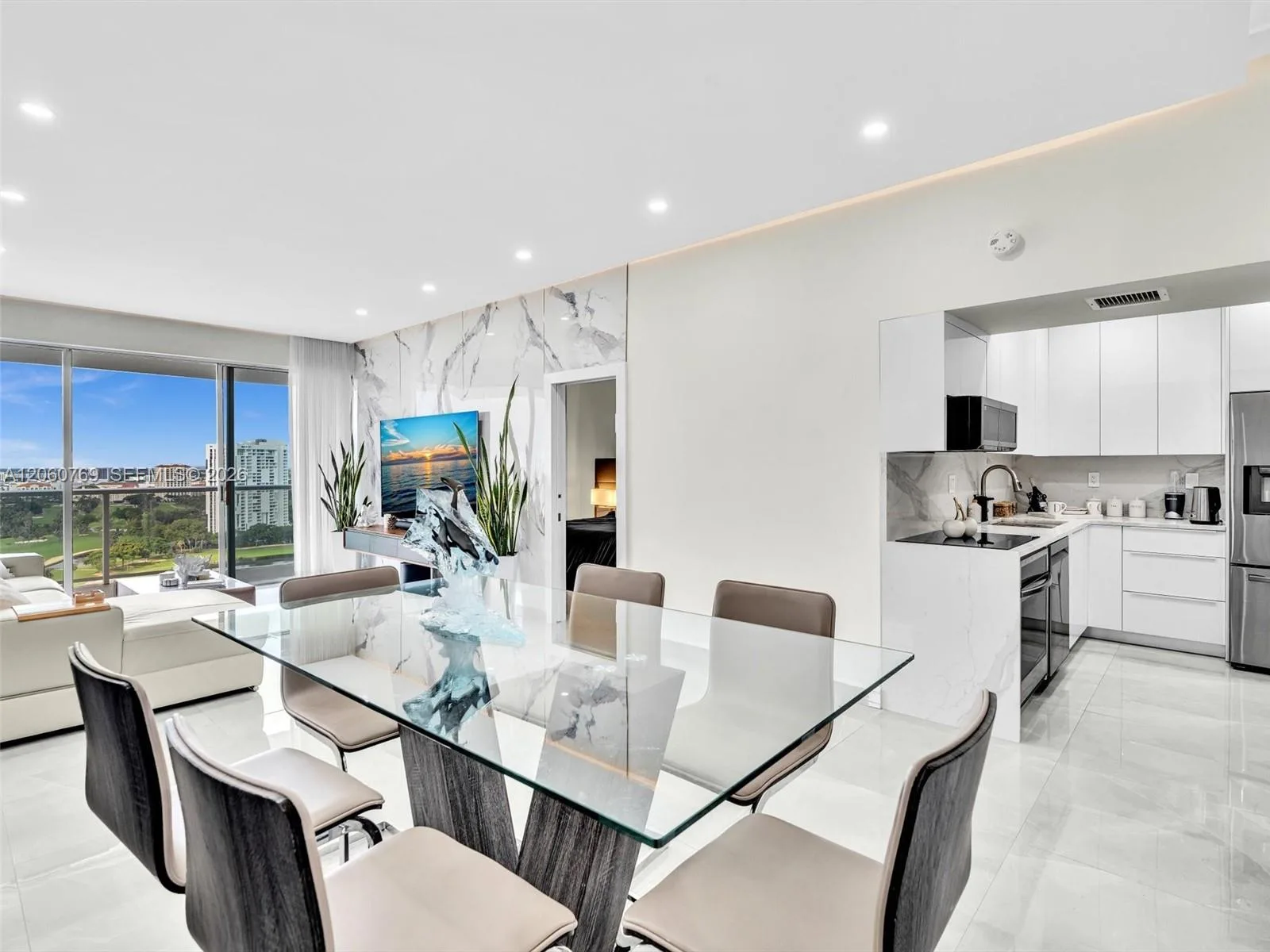3731 N Country Club Dr # PH-24, Aventura, FL 33180 — zdjęcie 5