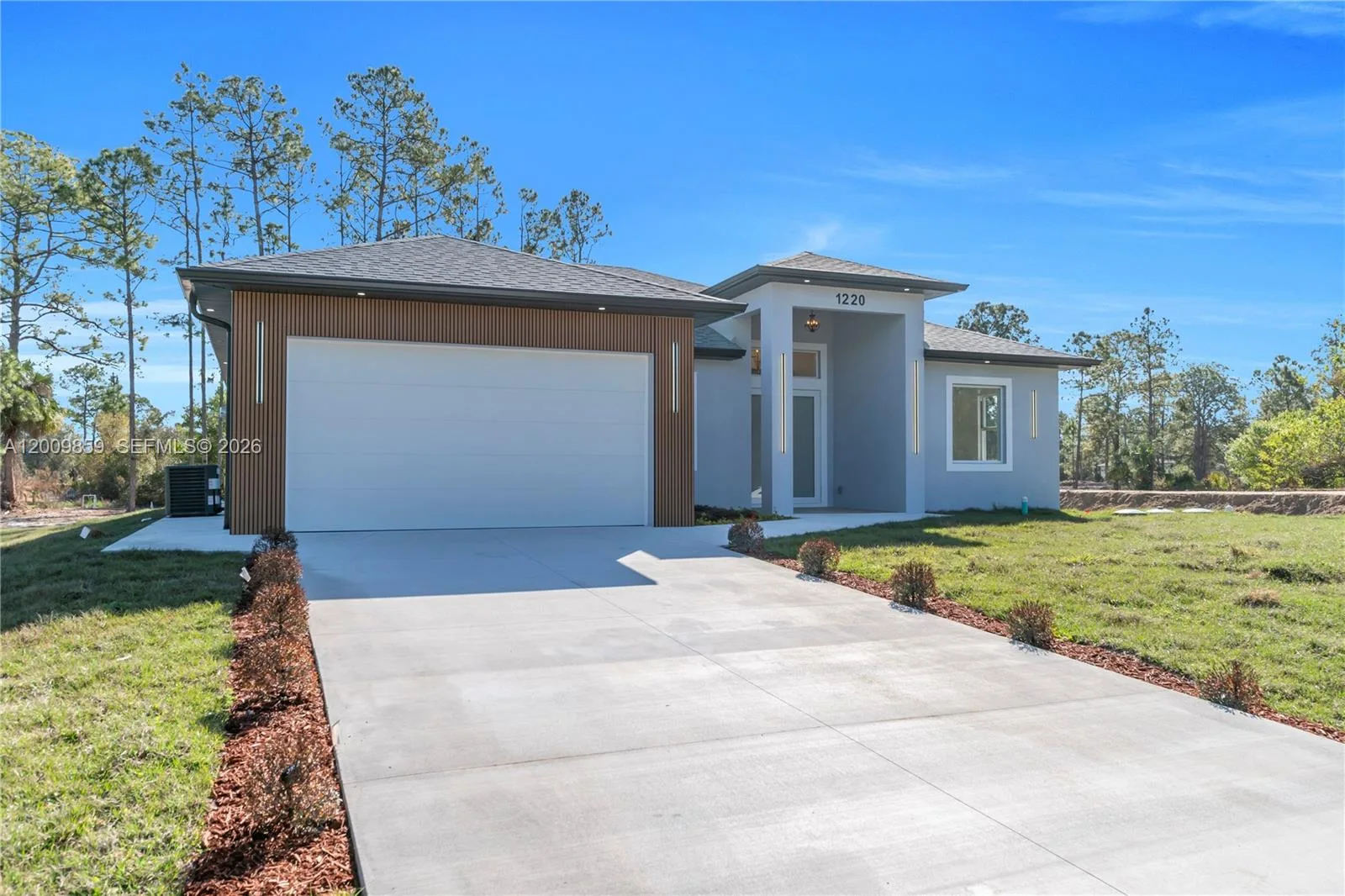 1220 Euclid Ave, Lehigh Acres, FL 33972 photo 3