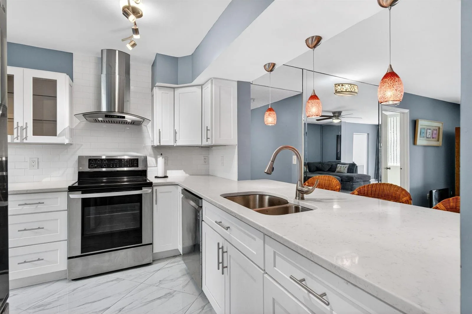 18 Willowbrook Lane # 103, Delray Beach, FL 33446