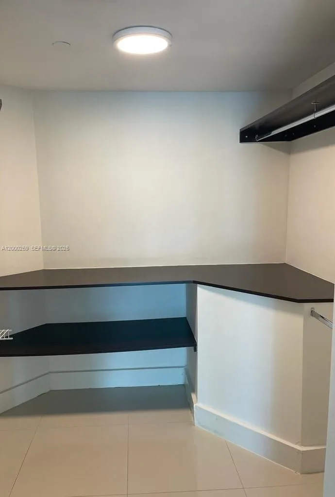 350 S Miami Ave # 1702, Miami, FL 33130 photo 10