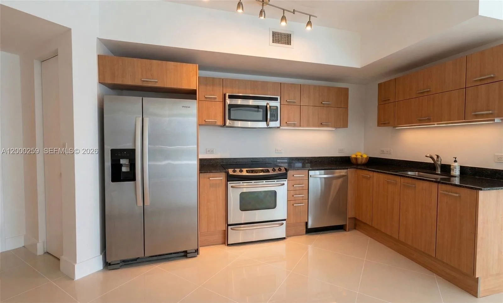 350 S Miami Ave # 1702, Miami, FL 33130 photo 6