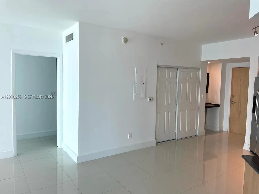 350 S Miami Ave # 1702, Miami, FL 33130 photo 9