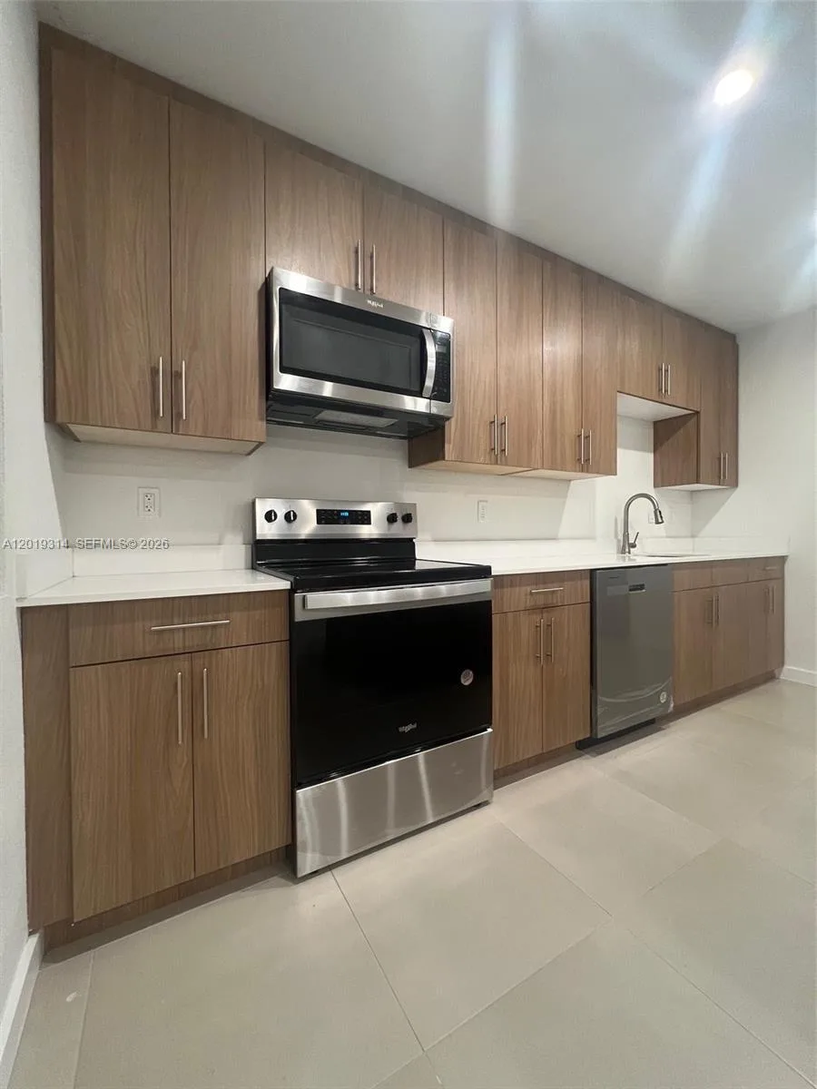 199 N Redland Rd # B5, Florida City, FL 33034 photo 8