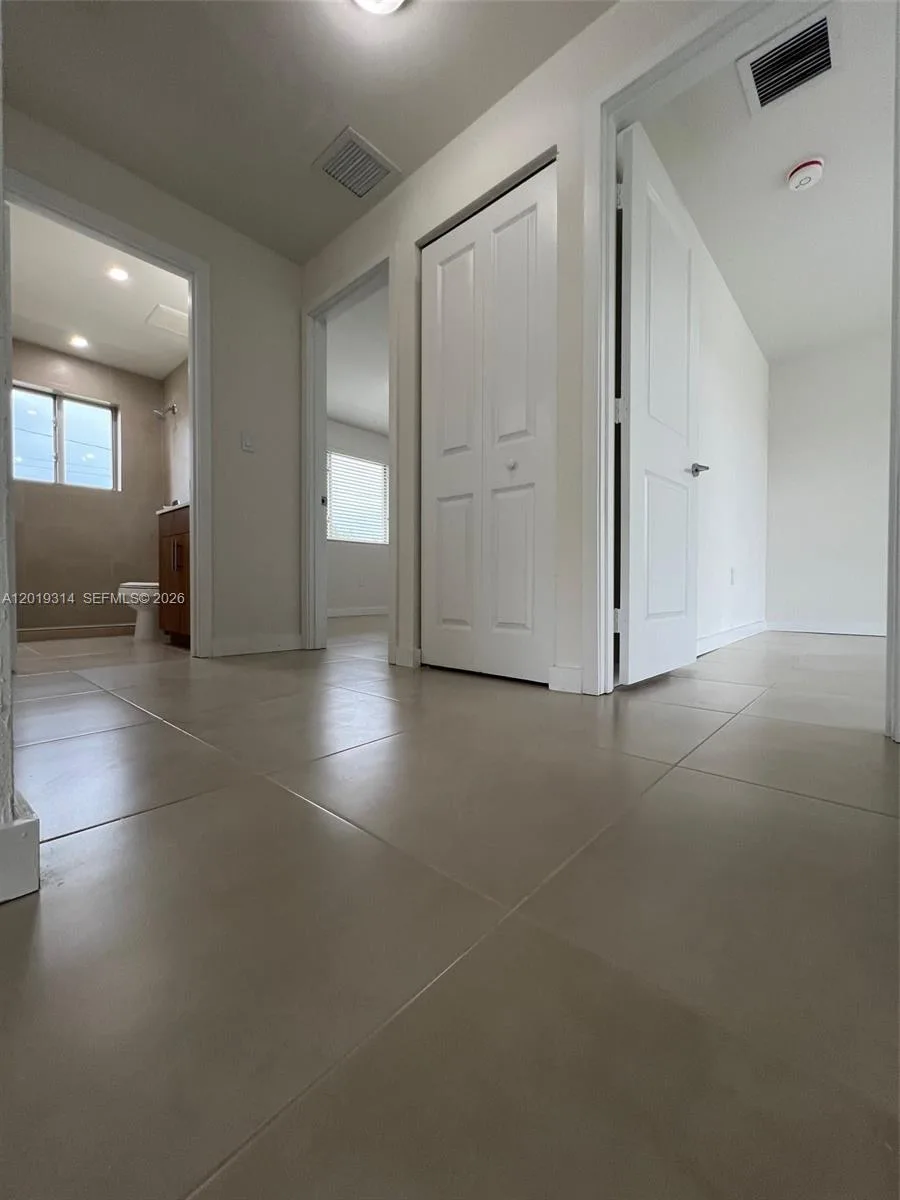 199 N Redland Rd # B5, Florida City, FL 33034 photo 9