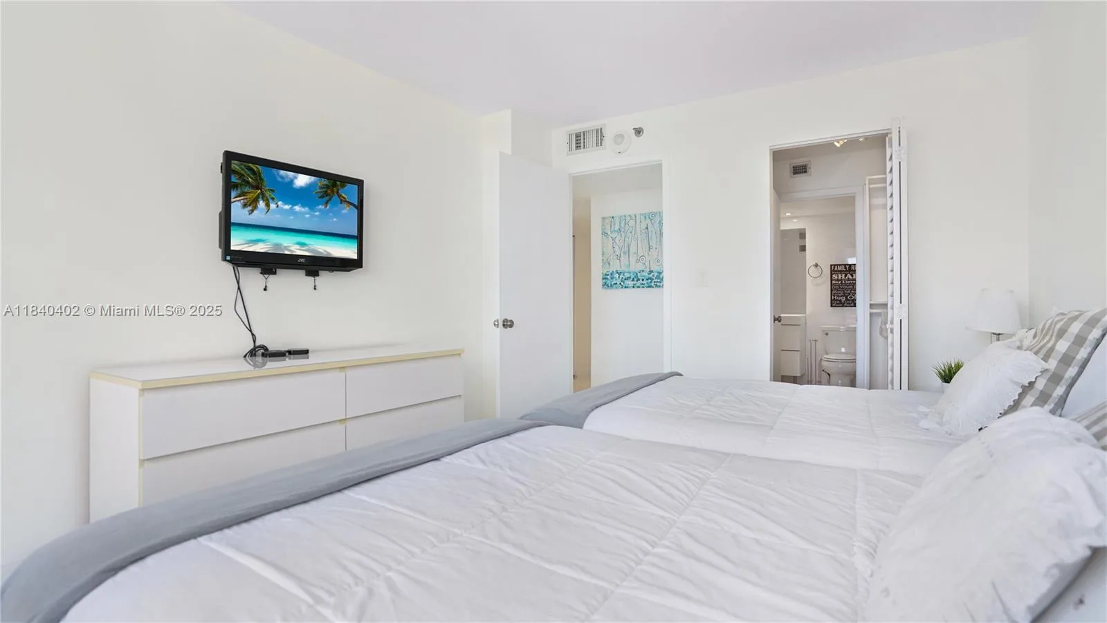770 Claughton Island Dr # 1502, Miami, FL 33131 photo 8