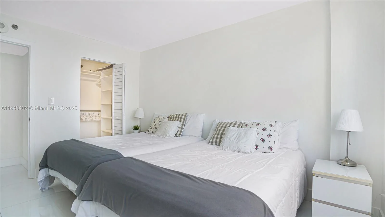 770 Claughton Island Dr # 1502, Miami, FL 33131 photo 9