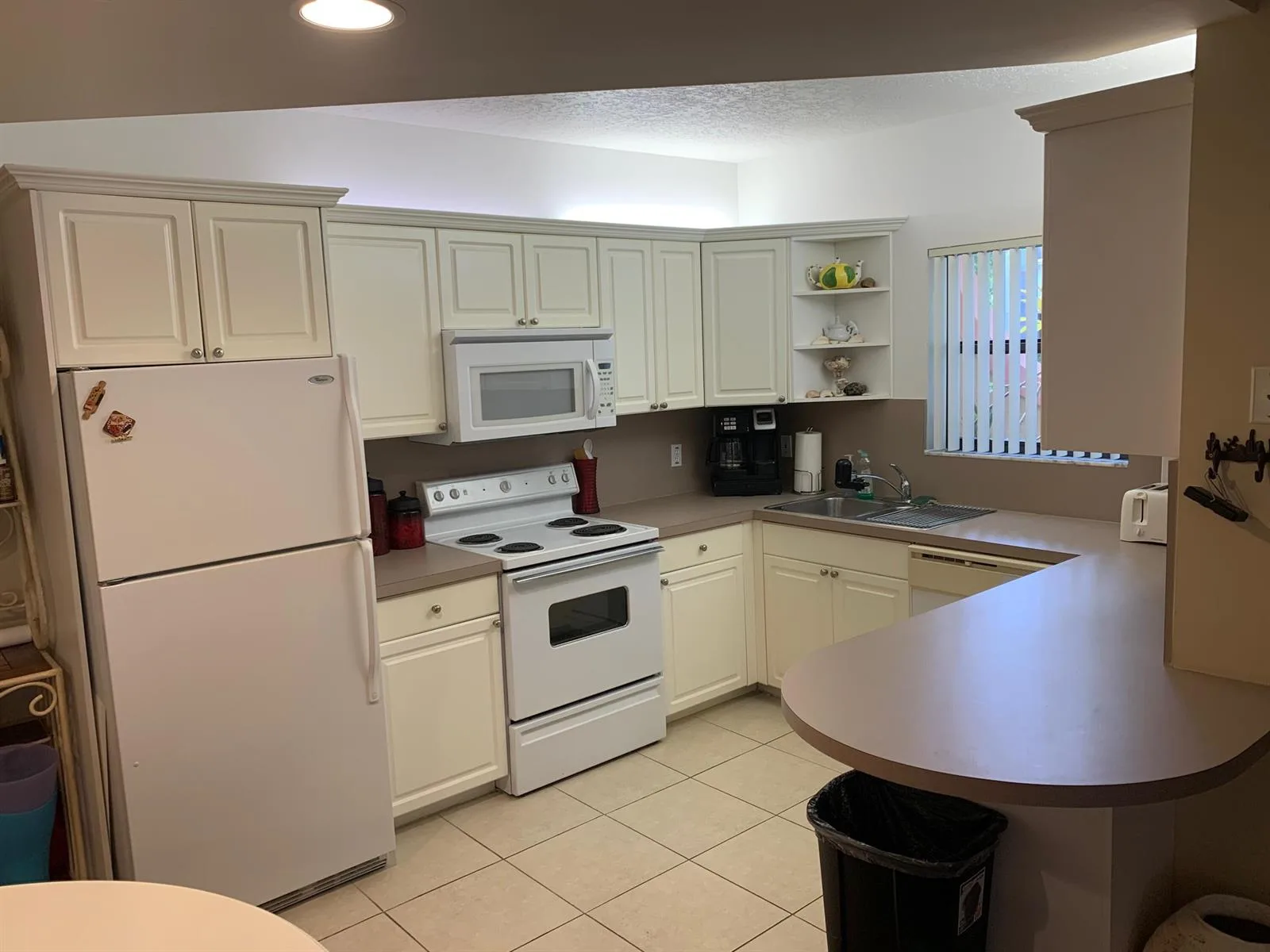 49 Uno Lago Drive, Juno Beach, FL 33408 — zdjęcie 4