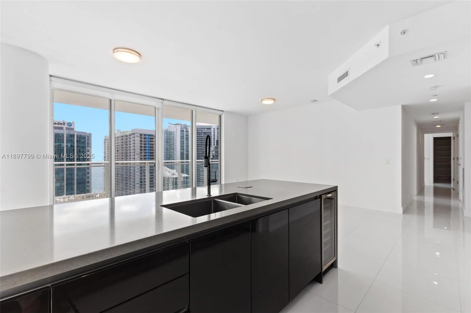 1080 Brickell Ave # 3006, Miami, FL 33131 photo 6