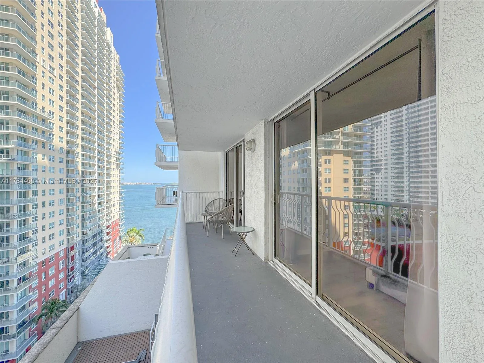 1200 Brickell Bay Dr # 1504, Miami, FL 33131 photo 13