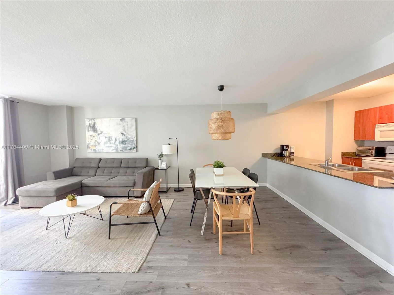 1200 Brickell Bay Dr # 1504, Miami, FL 33131 photo 5