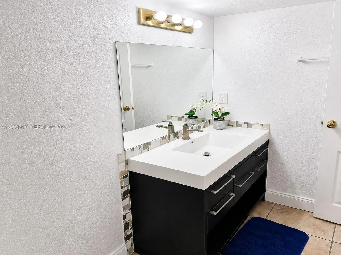 5201 Geneva Way # 202, Doral, FL 33166 photo 3
