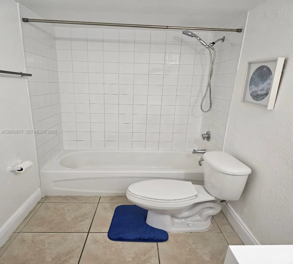 5201 Geneva Way # 202, Doral, FL 33166 photo 5