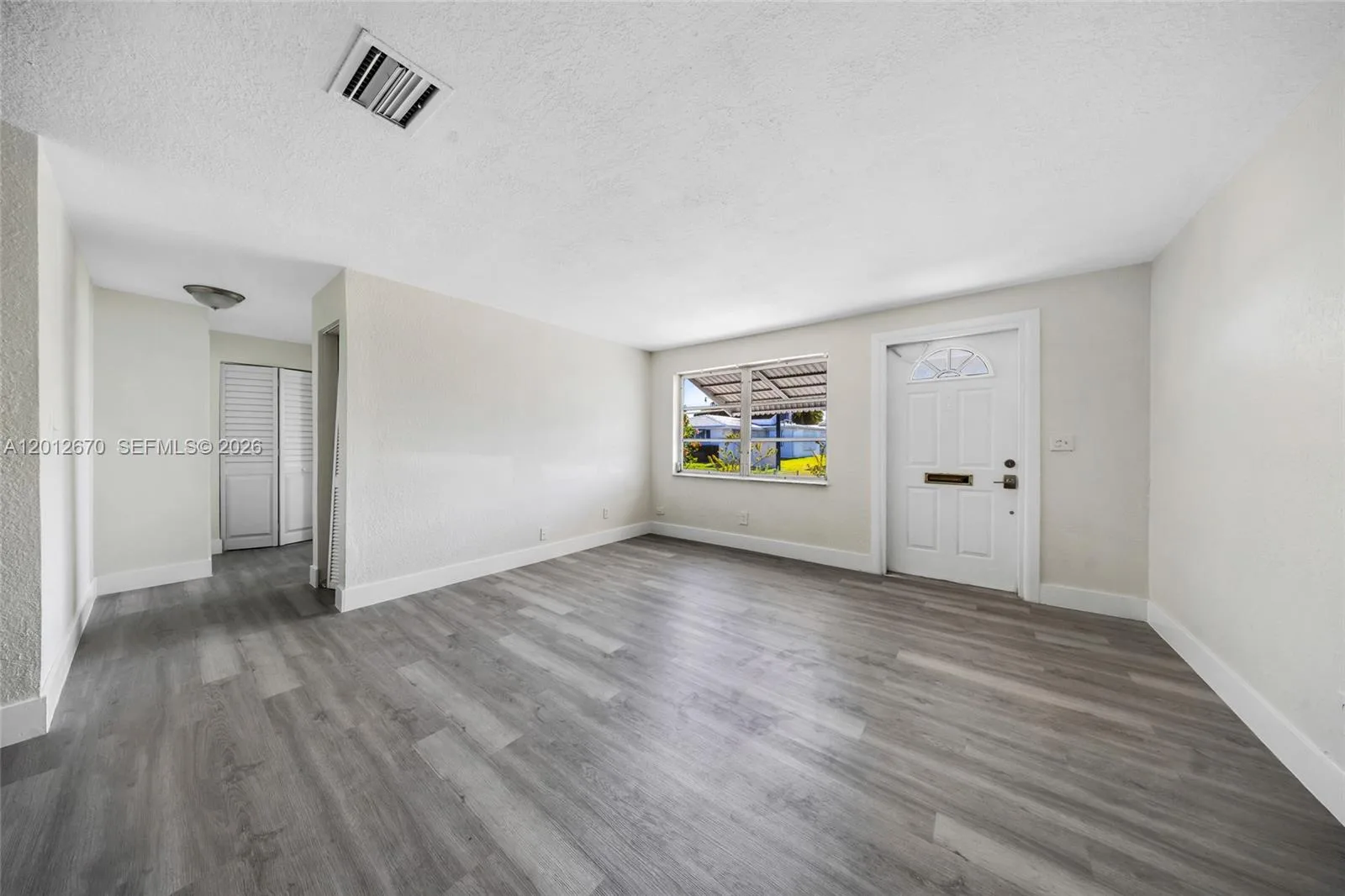 2520 NW 2nd Dr, Pompano Beach, FL 33064 photo 8