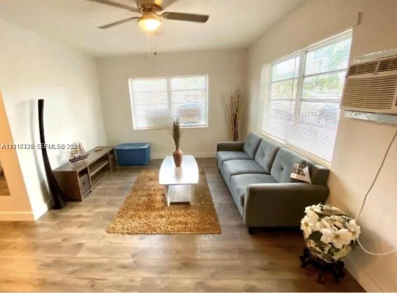 7630 Byron Ave, Miami Beach, FL 33141 photo 10