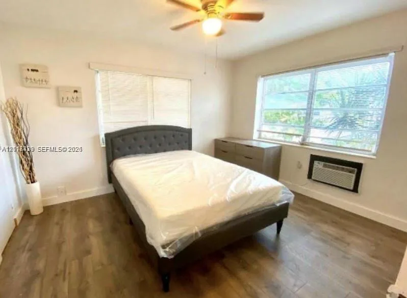 7630 Byron Ave, Miami Beach, FL 33141 photo 12