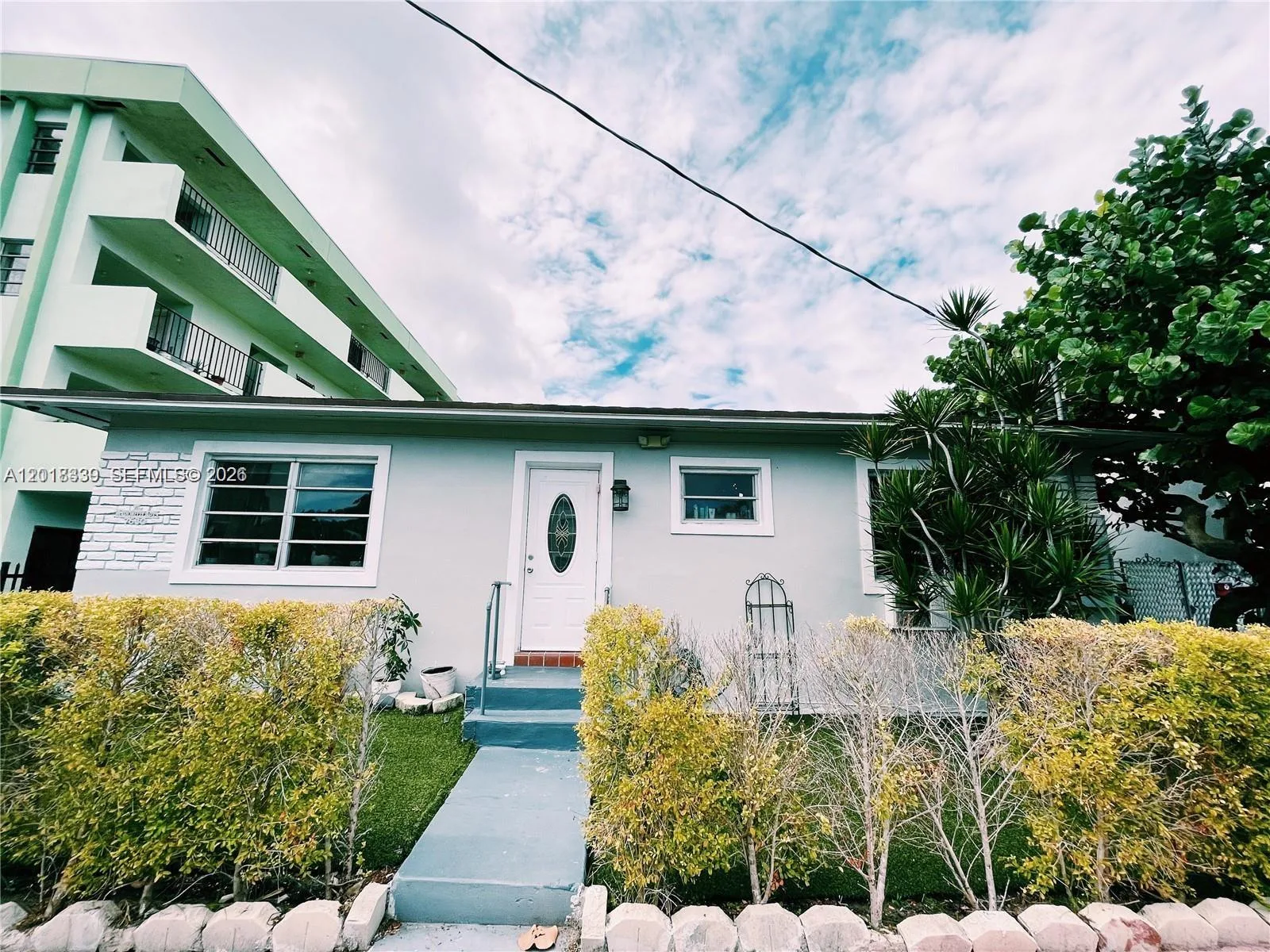 7630 Byron Ave, Miami Beach, FL 33141 photo 3