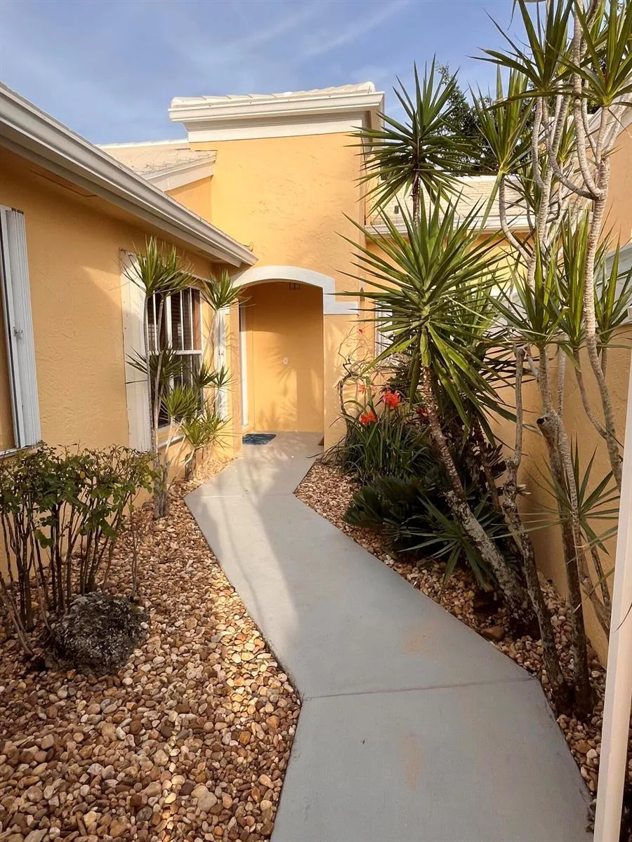 2660 Neaton Court, Wellington, FL 33414 photo 3