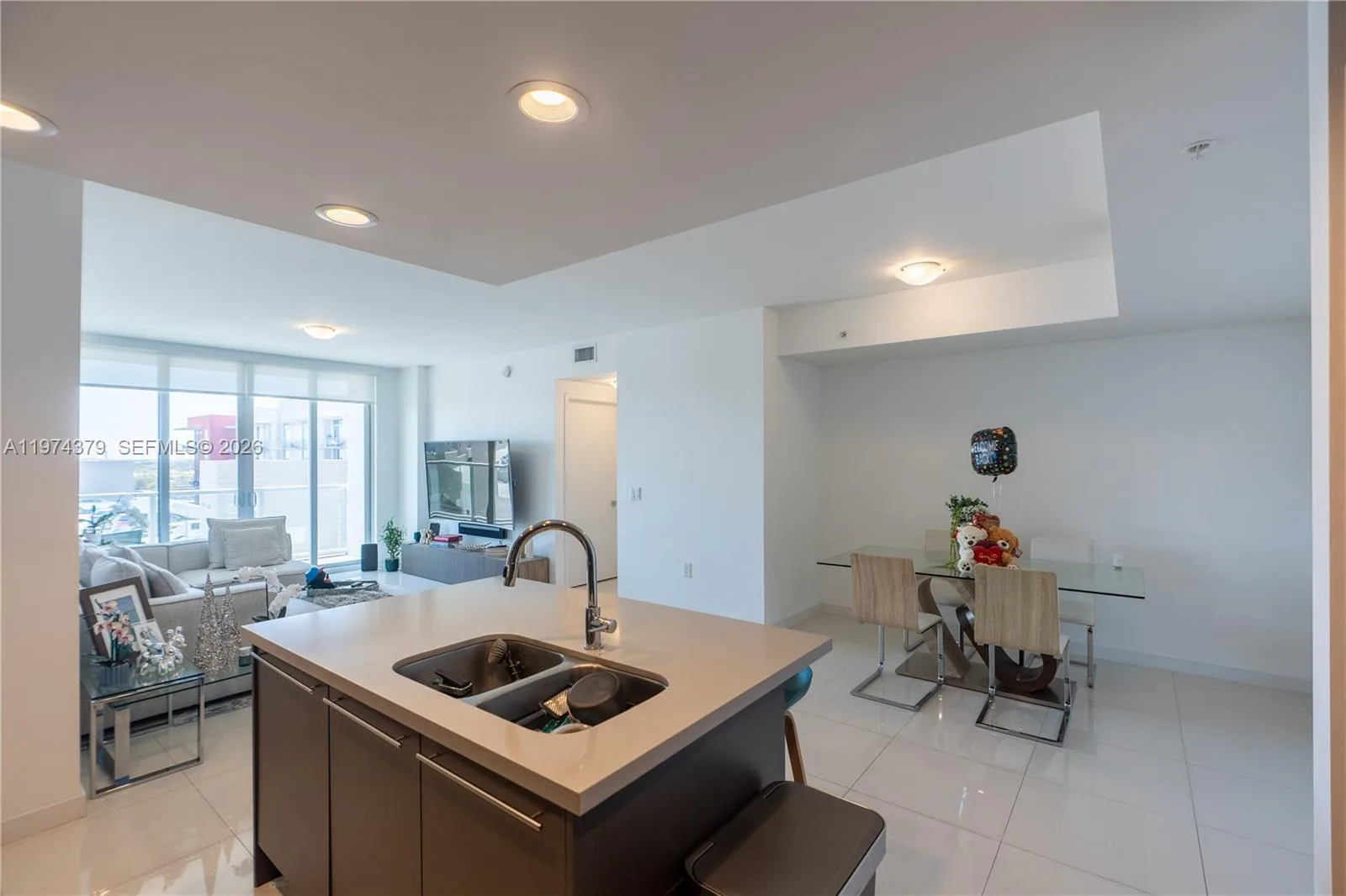 7751 NW 107th Ave # 721, Doral, FL 33178 photo 5