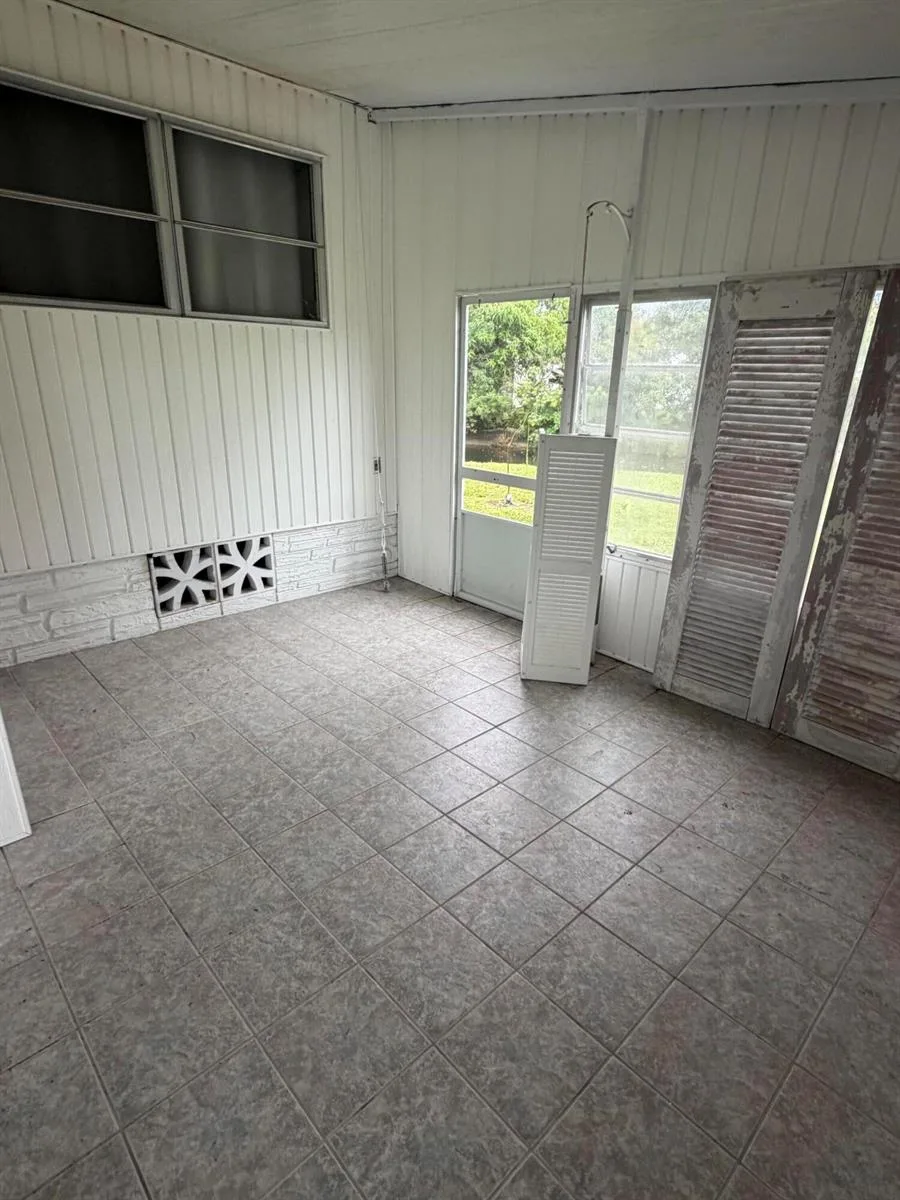 1930 SW 85TH Avenue, Davie, FL 33324