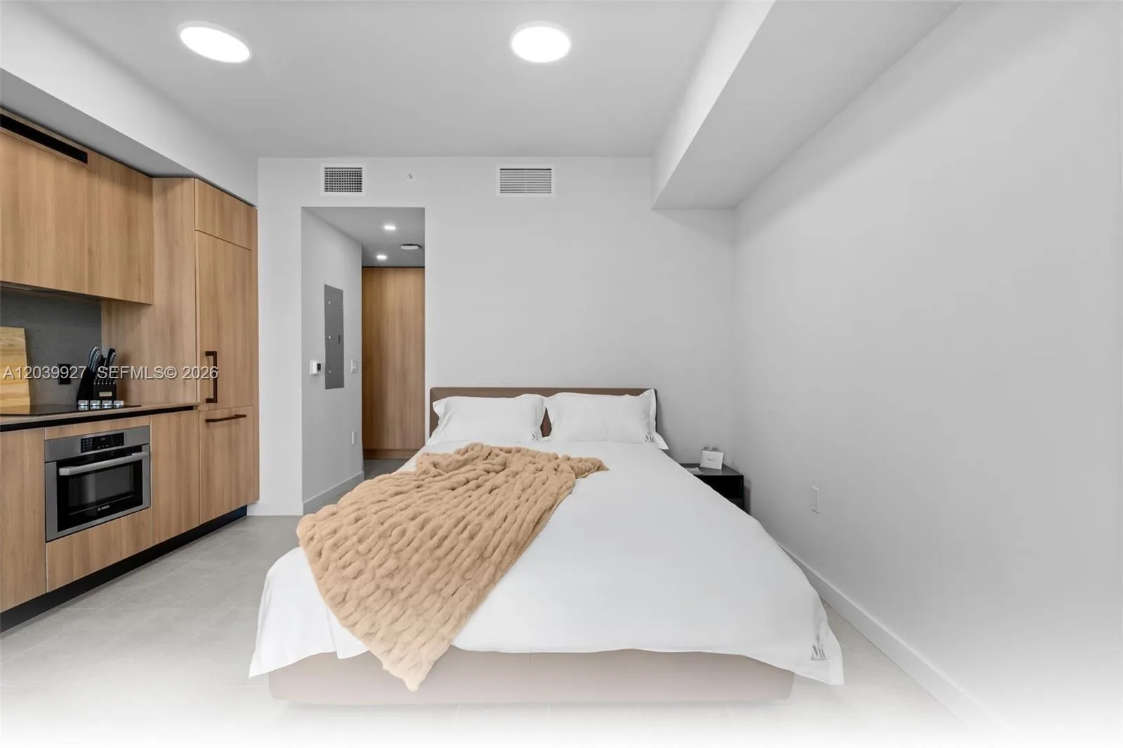 121 NE 5th St # 3200, Miami, FL 33132 photo 8