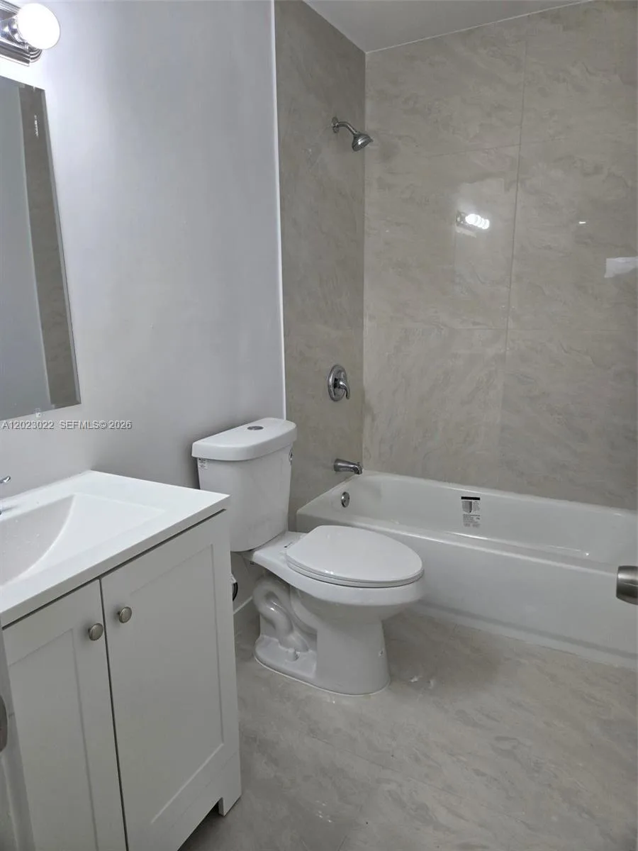 800 Independence Dr # 800L, Homestead, FL 33034 photo 2