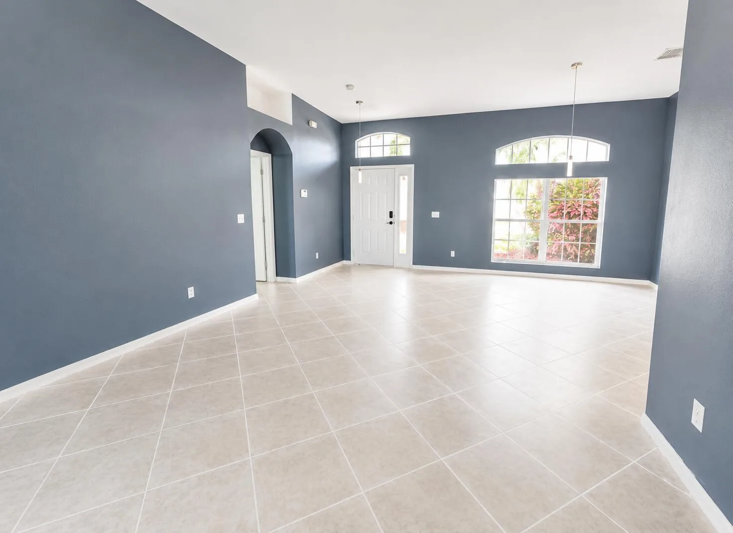 2811 Serenity Circle S, Fort Pierce, FL 34981 photo 5