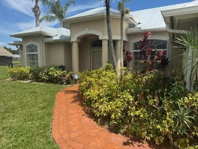 1863 SE Bowie Street, Port St. Lucie, FL 34952