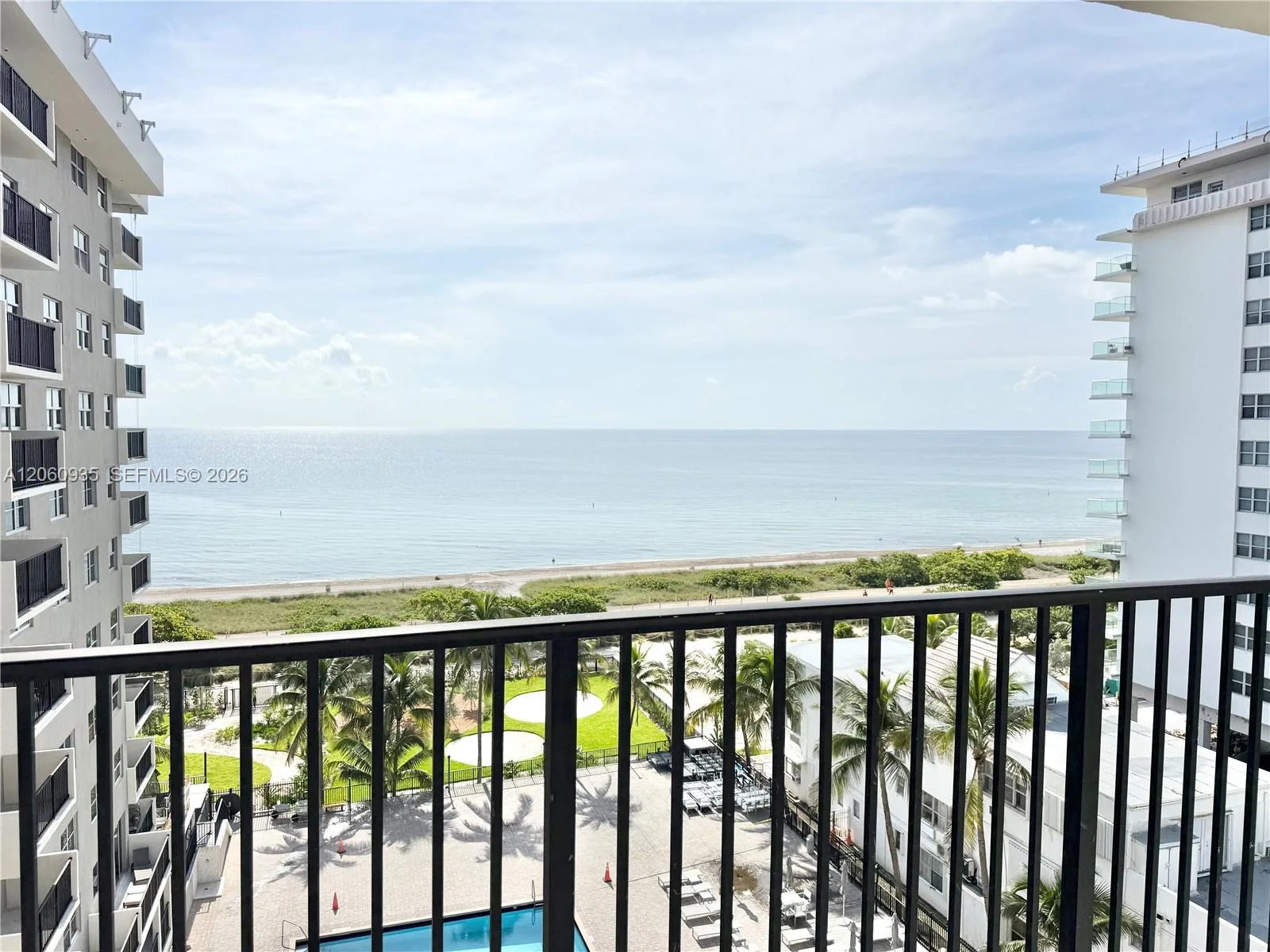 9273 Collins Ave # 811, Surfside, FL 33154