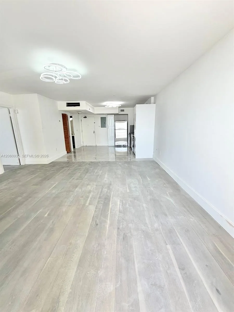 9273 Collins Ave # 811, Surfside, FL 33154 photo 4