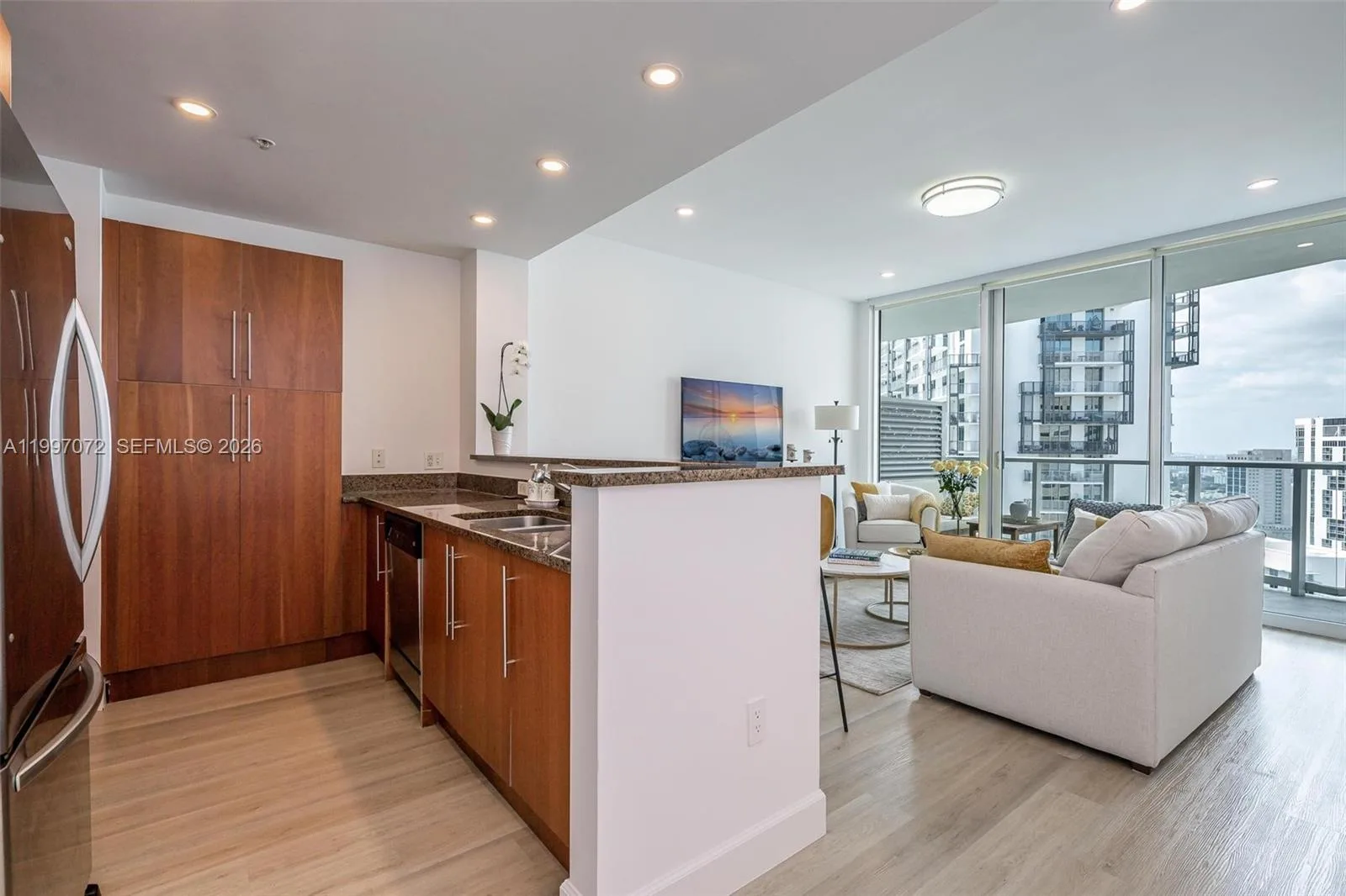300 S Biscayne Blvd # T-3607, Miami, FL 33131 photo 5