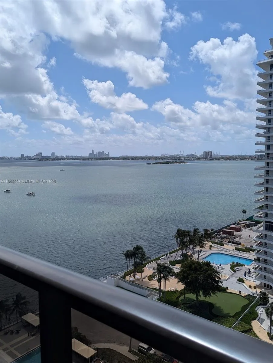 600 NE 36th St # 1804, Miami, FL 33137 photo 3