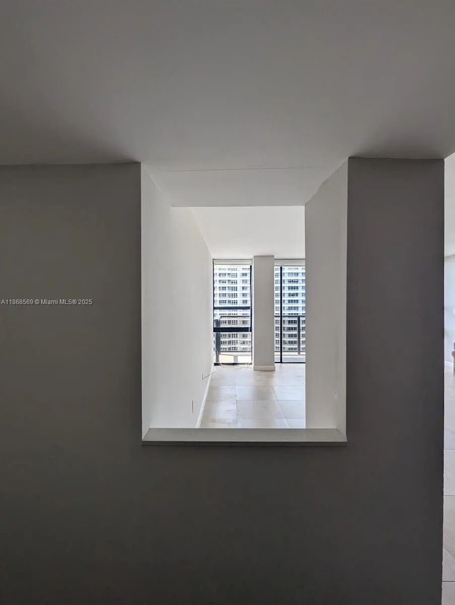 600 NE 36th St # 1804, Miami, FL 33137 photo 9