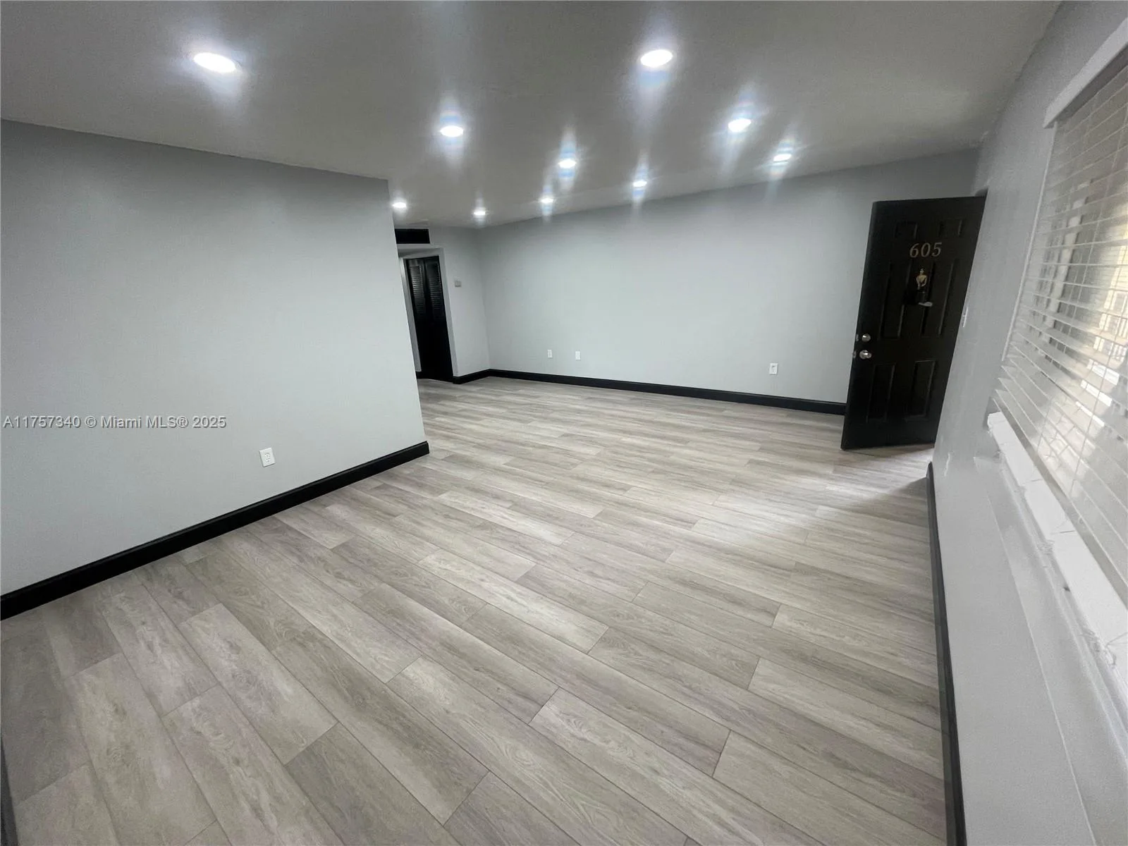 Casa Linda Apartments – photo 27
