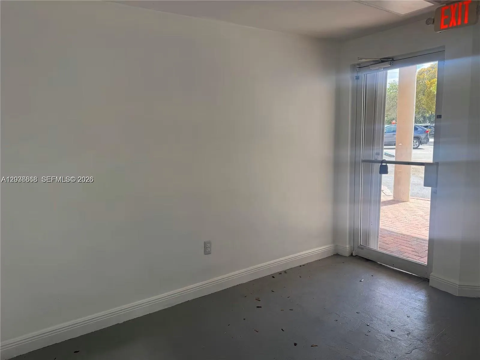 10171 NW 58th St # 11, Doral, FL 33178 photo 2