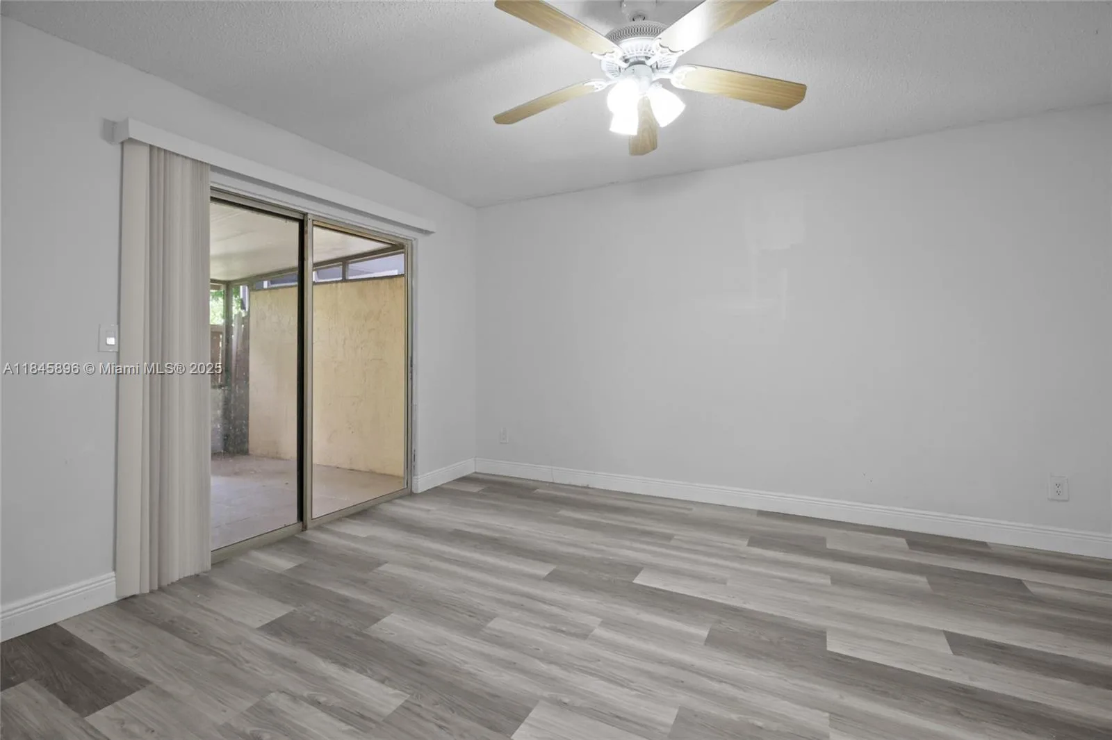6322 Royal Woods Dr, Fort Myers, FL 33908 photo 12